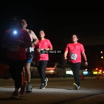 Runner Photo 8404379