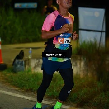 Runner Photo 8404386