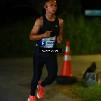 Runner Photo 8404391