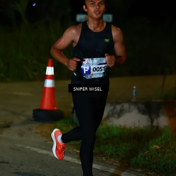Runner Photo 8404404