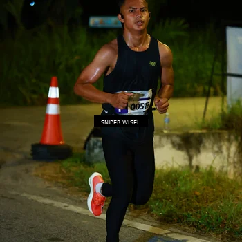 Runner Photo 8404411