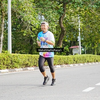 Runner Photo 8404415