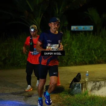Runner Photo 8404435