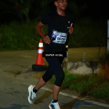 Runner Photo 8404476