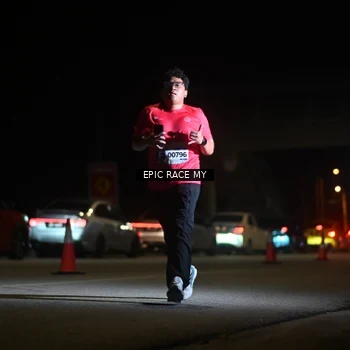 Runner Photo 8404508