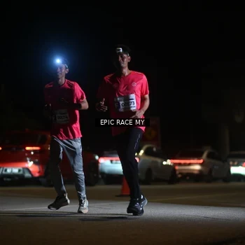 Runner Photo 8404531