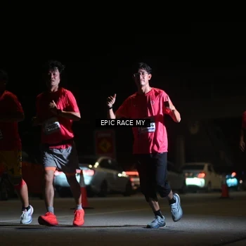Runner Photo 8404645