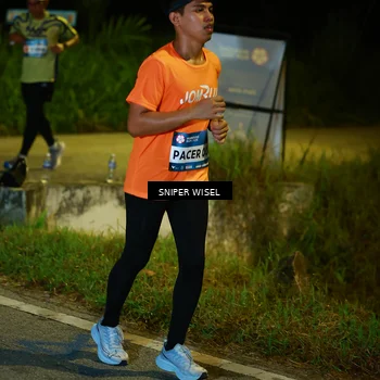 Runner Photo 8404690
