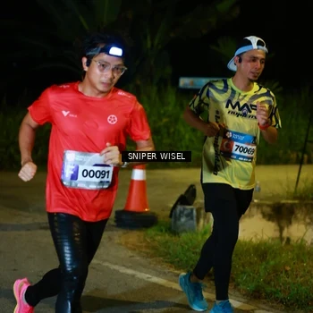 Runner Photo 8404697