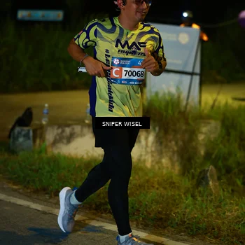 Runner Photo 8404711