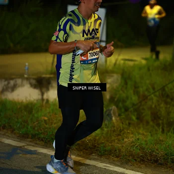Runner Photo 8404715