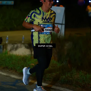 Runner Photo 8404718