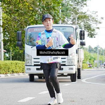 Runner Photo 8404755