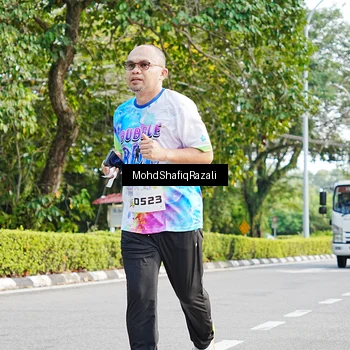 Runner Photo 8404758