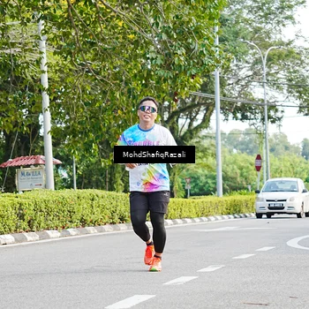 Runner Photo 8404792