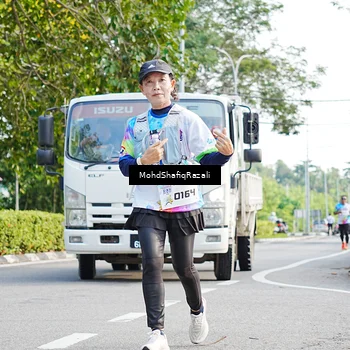 Runner Photo 8404807