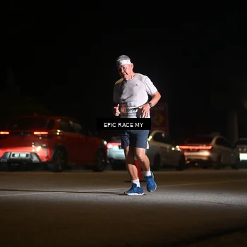 Runner Photo 8404816