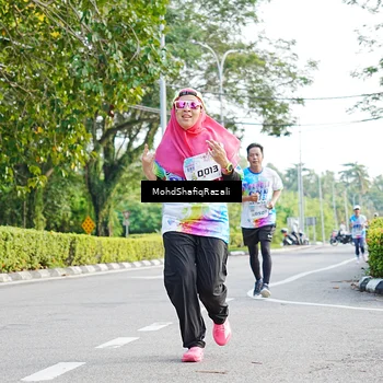 Runner Photo 8404884