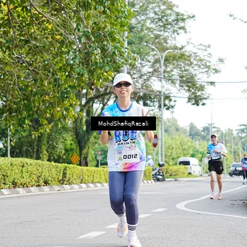 Runner Photo 8404896