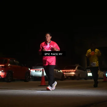 Runner Photo 8404899