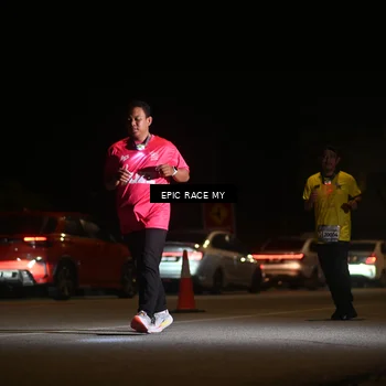 Runner Photo 8404902