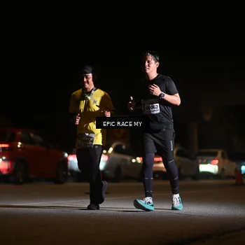 Runner Photo 8404906
