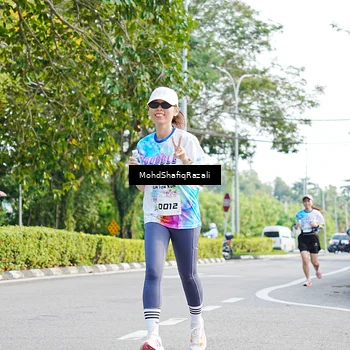 Runner Photo 8404926