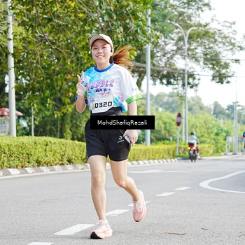 Runner Photo 8404949