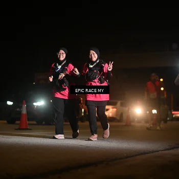 Runner Photo 8405003
