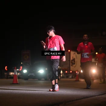 Runner Photo 8405019