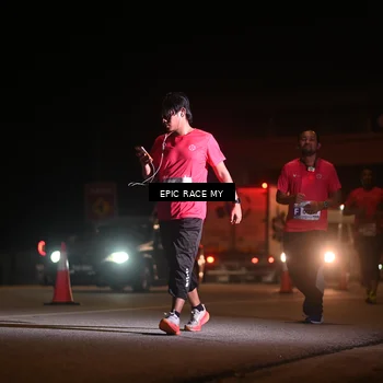 Runner Photo 8405022