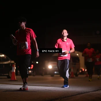 Runner Photo 8405024