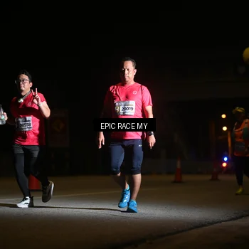 Runner Photo 8405102