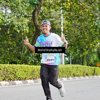 Runner Photo 8405158