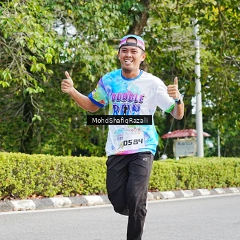 Runner Photo 8405201