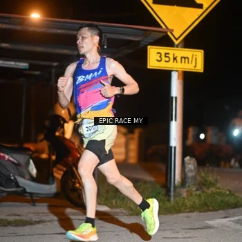 Runner Photo 8405243