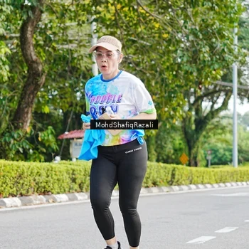 Runner Photo 8405245