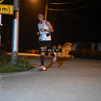 Runner Photo 8405248