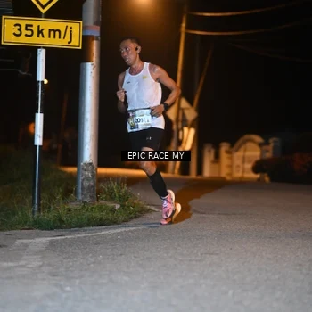 Runner Photo 8405251