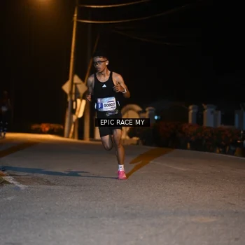 Runner Photo 8405253