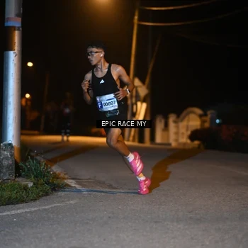 Runner Photo 8405254