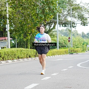 Runner Photo 8405259