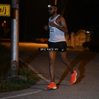 Runner Photo 8405298