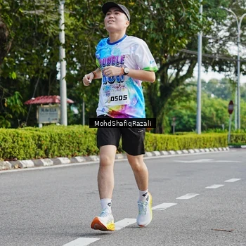 Runner Photo 8405300