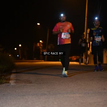 Runner Photo 8405312