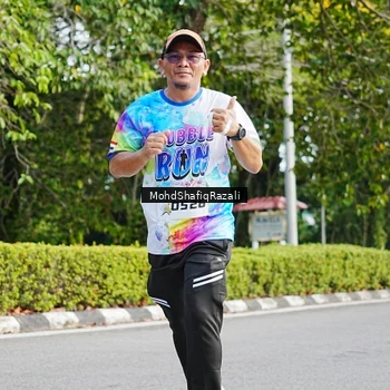 Runner Photo 8405328