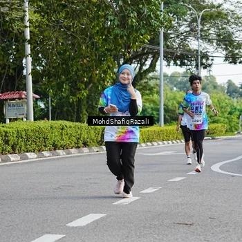 Runner Photo 8405335