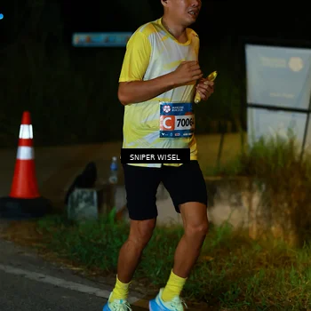 Runner Photo 8405346