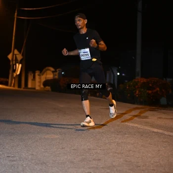 Runner Photo 8405357