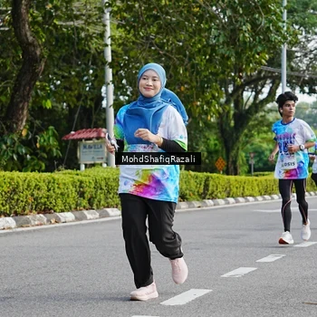 Runner Photo 8405379